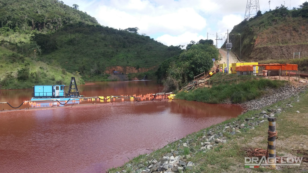 Dragado de mineral de hierro